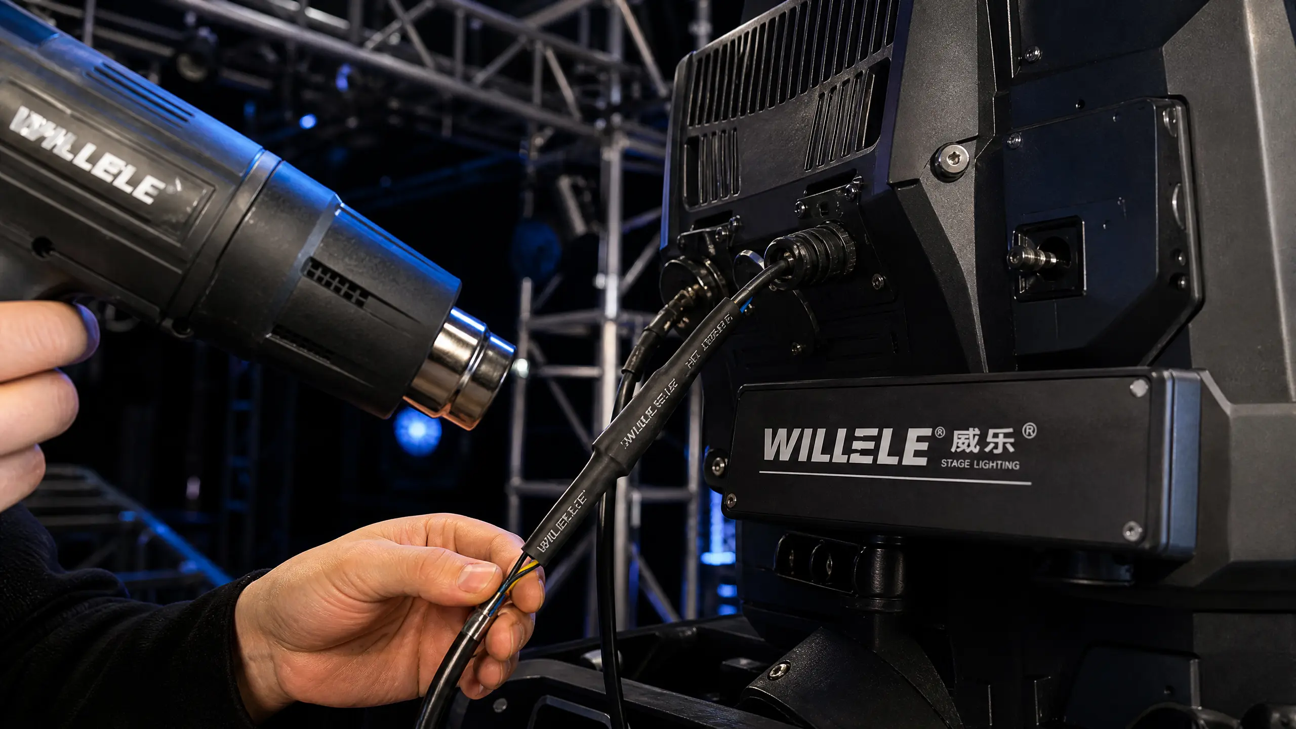 Flame-Retardant Heat-Shrink Installation on Stage Lighting - Willele